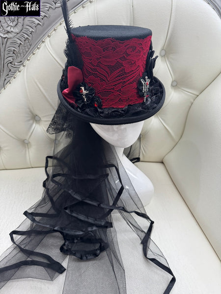 Red Lace Heart Top Hat 56cm